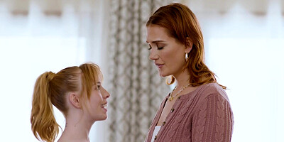 Madi offers Siri a hug which lead to intimate sex