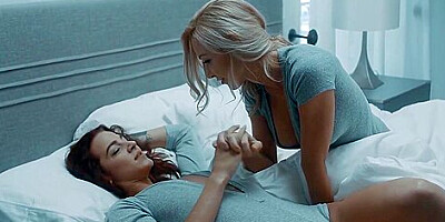 Evelin Stone and Kayden Kross can not stop making love with each other, early in the morning