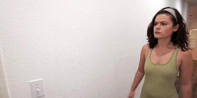 Sweet redhead Taylor Gunner with big tits eagerly rides cock