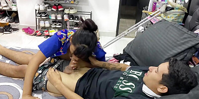 I FUCK THE FUCKING NURSE AND SHE SWALLOWS MY THICK CUM