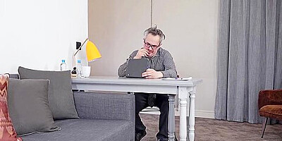 Passing Test With A Dick Inside - Iris Kiss
