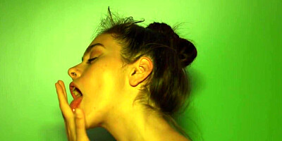Alissa Foxy shows why she's the best solo seductress