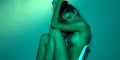 Alissa Foxy shows why she's the best solo seductress