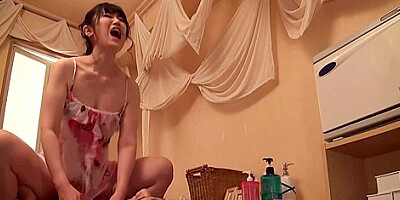 Erotic Massage Without Needing To Pull Anything Out Or Undress, Can Give A Man Quite An Experience