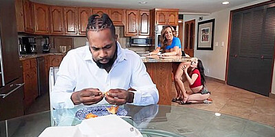 Aubree Valentine And Richelle Ryan - And Playing With A Big Toy