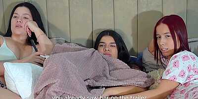 I Told My Friends To Watch Movies At Home And We Ended Up Licking Eachother Pussy