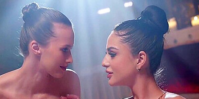 Big Tits Teen Romantic Lesbian Orgasm With Babe - Stacy Cruz