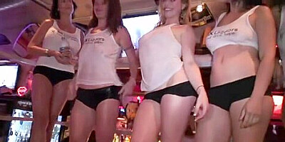 Drunk Rich Babe Shows Her Boobs