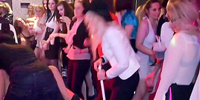 European party teens 18+ have an orgy in the club