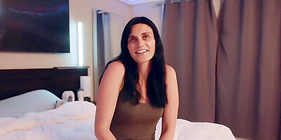 Stepmom Needs Help Sexting Asks If Shes Still Tight