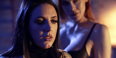 Deeper. Brooklyn Gray Cruel DOUBLE PENETRATION behind Dumpster