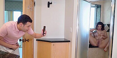 Valentina Jewels-Horny Neighbor