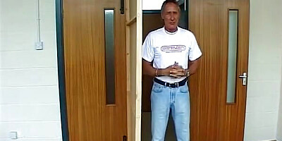 Buttmania with Sarah