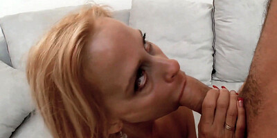 Payton Leigh wants dirty anal sex