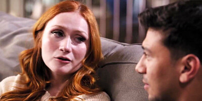 Max and Scarlet having sex with each other