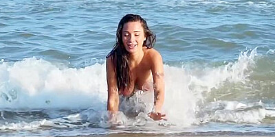 Beach Beauty Rides Big Bob