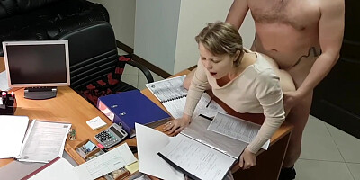Unbelievable Plug with an Office Assistant