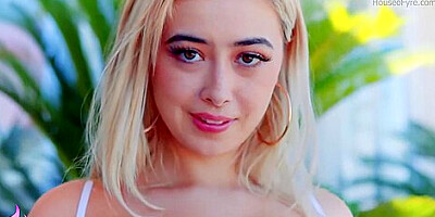 Watch Unapproachable And Chloe Surreals Sex