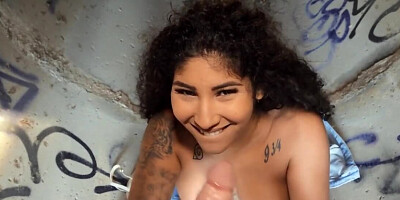 Curly-haired Latina facialized after encounter inside the pipe