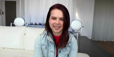 Teen Jennifer Bliss pussy stretched out