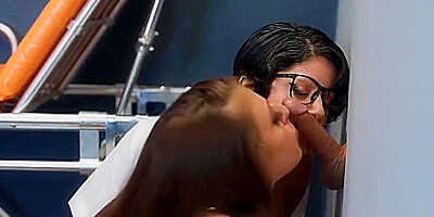 B.r.i. Gia Derza, Daya Dare, Johnny Love