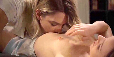 Two Blonde Lesbian Stepsisters Kiss And Lick Pussies