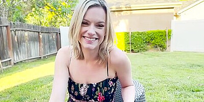 Lindsey Lakes In Hot Stepmommy Seduced By He