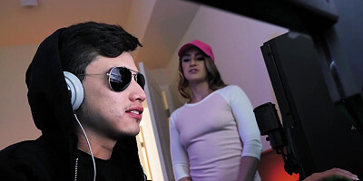 Beauty Kenzie Madison has sex with her stepbrother while he plays video games