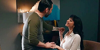 Tommy Pistol And Little Puck In Big Tits Milf Doesnt Like Waiting Lists