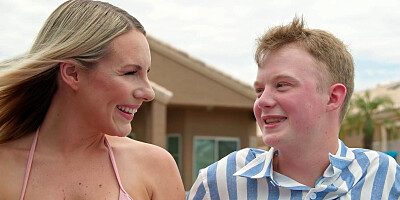 Perfect MILF date set up by his stepmom