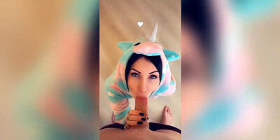 HOLY MOLY, THIS TINDER DUDE CAME IN ME