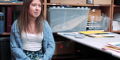 Fuuuck Cecelia's Pussy sounds fucking wet