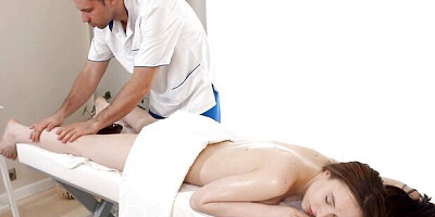 Explosive Polly Yangs's milf smut