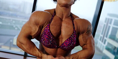 Korableva is a sport model who loves to showcase her muscles in front of the camera