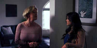 Big tits MILF dived in Asian teens pussy