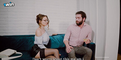 Goryachaya Nachalnica Alexa Poshspicy Smenyaet Gnev Na Milost I Prosit Trahnut Ee Mokruu Drku