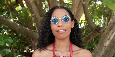 Fiji and her beach besties want dick and party