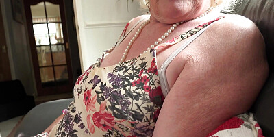 AuntJudysXXX - Your Horny GILF Landlady Mrs. Claire Lets You Pay Rent in Cum - POV