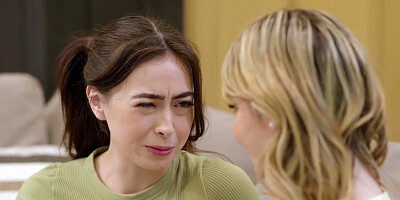 Demi Hawks threesome with stepmom and friend