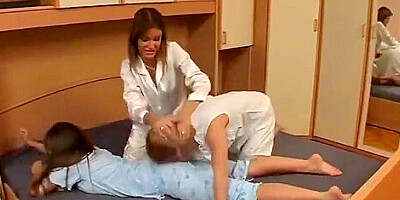 Lesbian Smothering With Ass