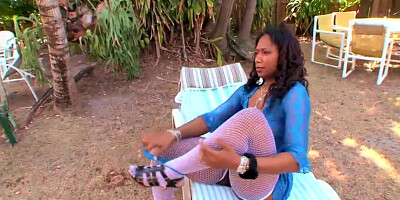 Anjel Devine is a slutty and horny black mom
