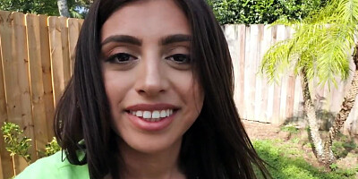 The stunning beauty has secret sex in the yard