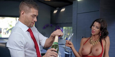 Dude is happy to help his hot stepmother reach orgasm