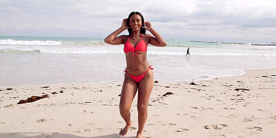 Ebony Arianna Knight goes down on a thick white dick poolside