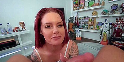 Luke Riggs - Gamer Girl Gia Rouge Loves Riding Cock And Swallowing Cum In Her Geek Ro