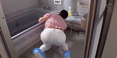 Roe-106 During My Wifes Trip, I Was Frustrated And My Step mother-in-law Rieko Forgot To Eat And Fucked Earnestly For 3 Days And 2 Nights Rieko Hiraoka