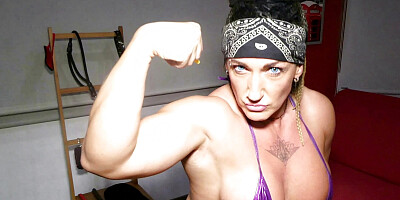 Lift and carry and squirting (Trailer)