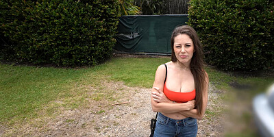 Offer her a ride and 500 to see her tiddies