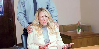 Blonde MILF wants to become the sex ed teacher