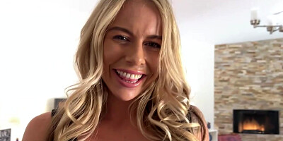 Reality Kings - Summer Vixen Comes To Her Roommate Haley Spades' Bedroom To Seduce And Finally Fucked Her